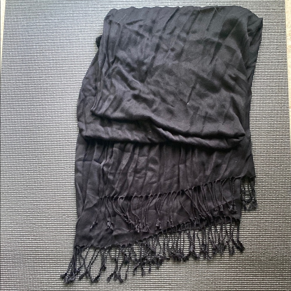 Elegant Black Fringe Scarf